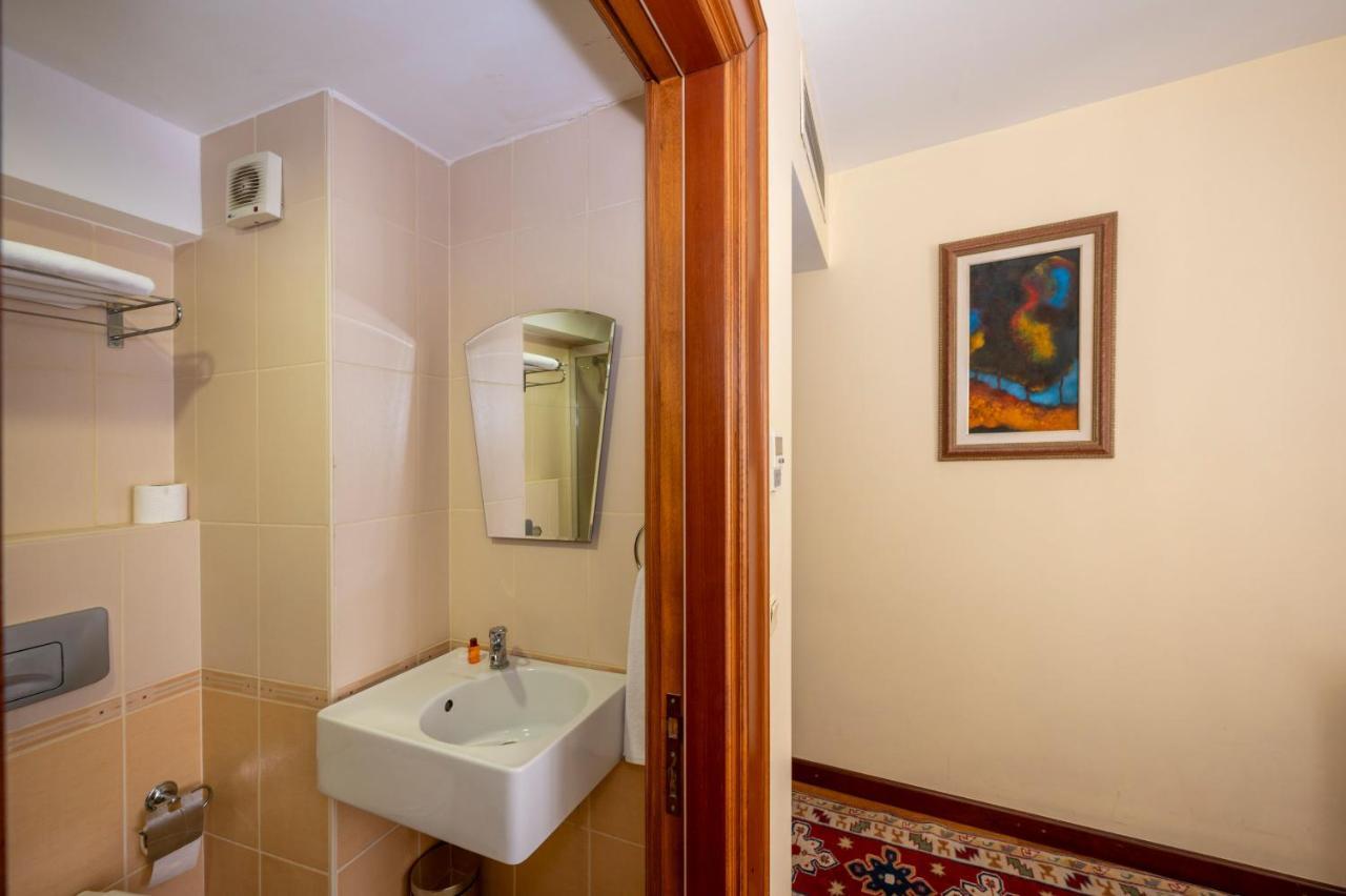 Hotel Erdal イスタンブール エクステリア 写真