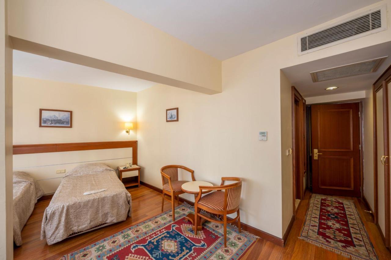 Hotel Erdal イスタンブール エクステリア 写真